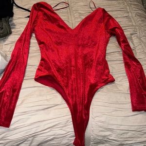 Gianni Bini velvet top